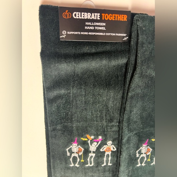 CELEBRATE TOGETHER HALLOWEEN HAND TOWEL pair set 2 skeleton bat goth vibe spooky - Picture 6 of 6